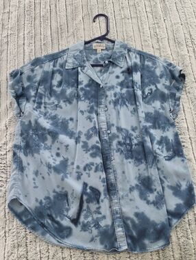 Wonderly Blue Tie-Dye Short Sleeve Button Down Shirt